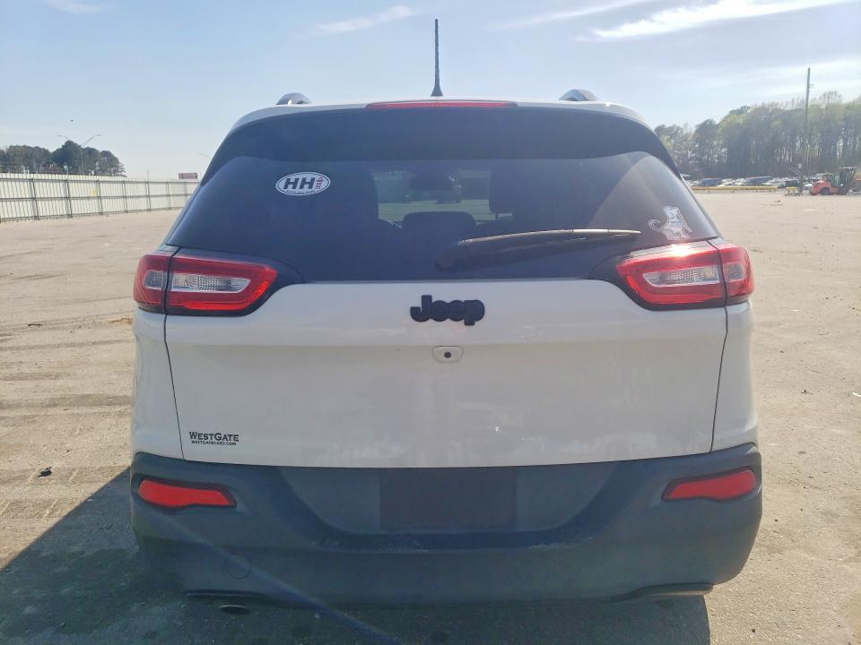 47056426 :رقم المزاد ، 1C4PJLCB3JD544027 vin ، 2018 Jeep Cherokee مزاد بيع