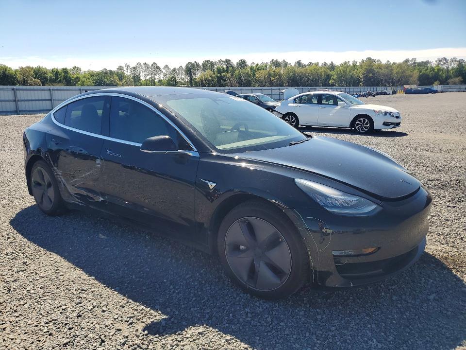 45751356 :رقم المزاد ، 5YJ3E1EB5LF600923 vin ، 2020 Tesla Model 3 مزاد بيع