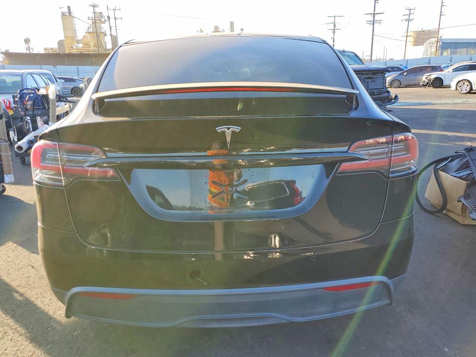 Продаж на аукціоні авто 2022 Tesla Model X, vin: 7SAXCBE53NF329664, номер лоту: 45798596