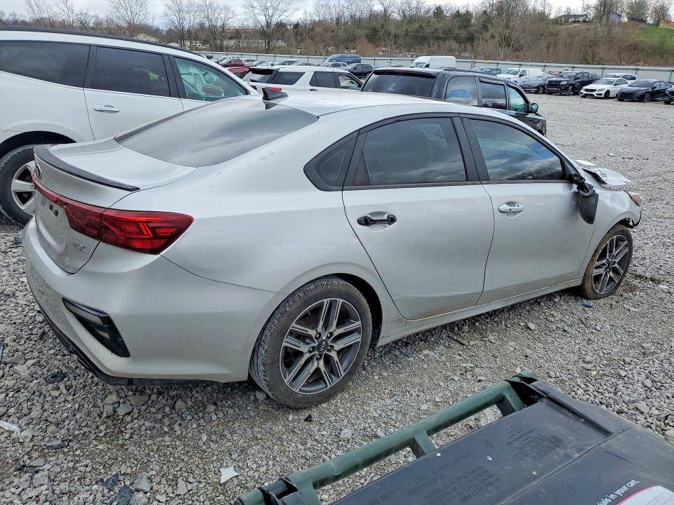 2020 Kia Forte მანქანა იყიდება აუქციონზე, vin: 3KPF54AD2LE208204, აუქციონის ნომერი: 46119546