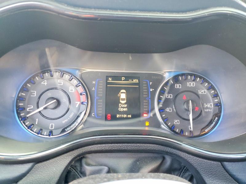2015 Chrysler 200 მანქანა იყიდება აუქციონზე, vin: 1C3CCCBB2FN621969, აუქციონის ნომერი: 46016476