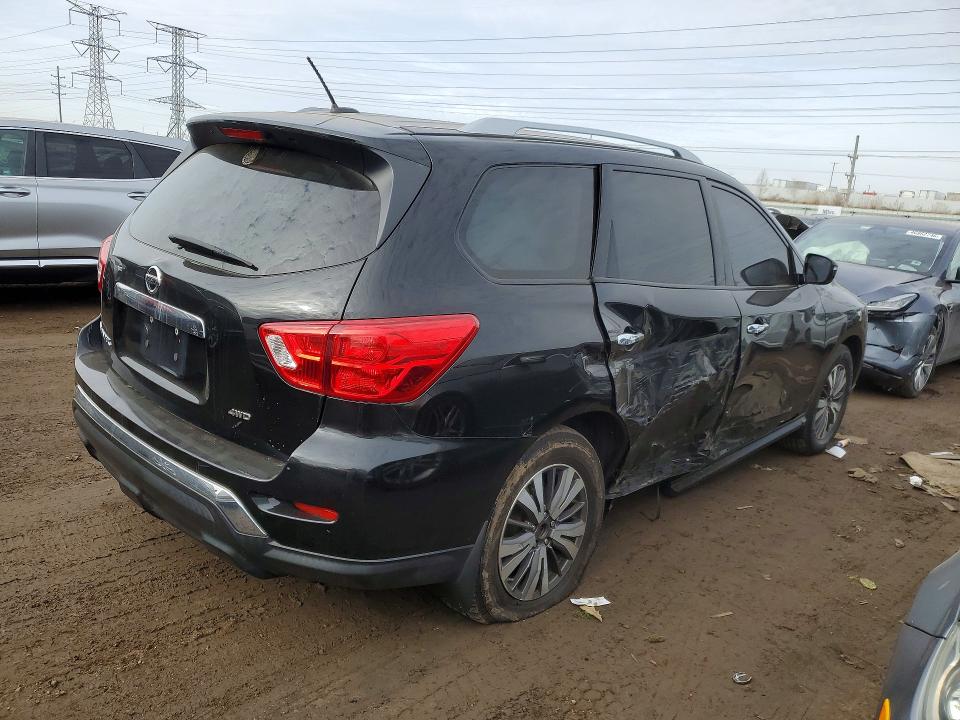Продажа на аукционе авто 2017 Nissan Pathfinder, vin: 5N1DR2MM2HC914000, номер лота: 47026476