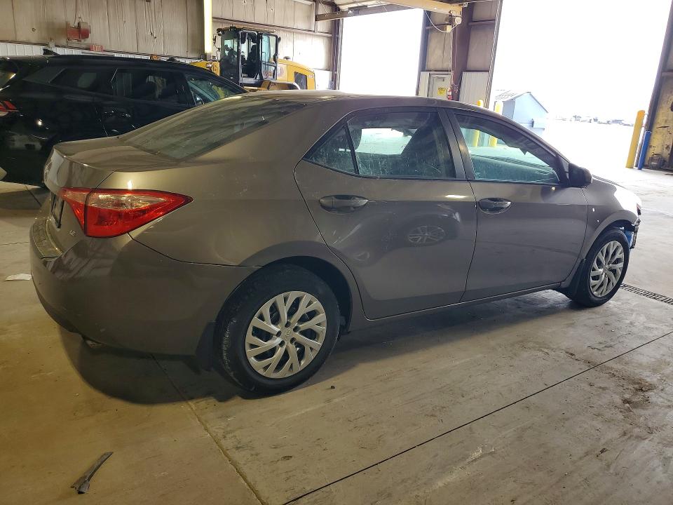 2018 Toyota Corolla მანქანა იყიდება აუქციონზე, vin: 5YFBURHE3JP778480, აუქციონის ნომერი: 47481806