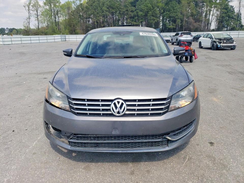 2013 Volkswagen Passat მანქანა იყიდება აუქციონზე, vin: 1VWBN7A37DC028973, აუქციონის ნომერი: 47630286