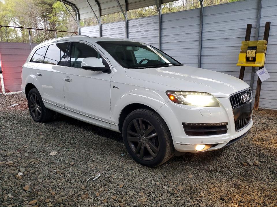 47800216 :رقم المزاد ، WA1LGAFE4FD016425 vin ، 2015 Audi Q7 مزاد بيع