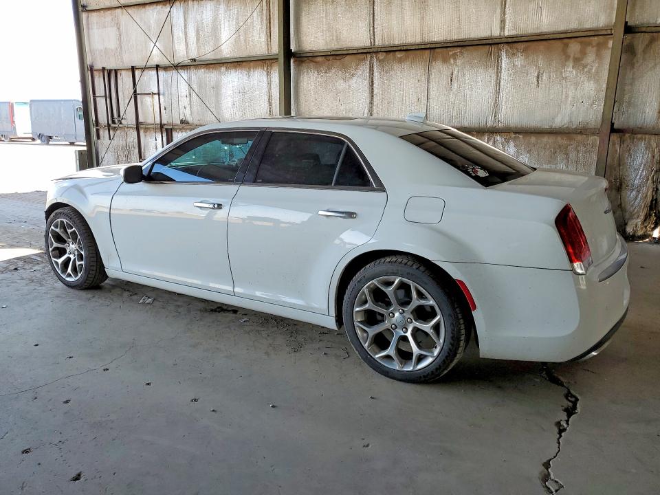 47656556 :رقم المزاد ، 2C3CCAPG2GH343609 vin ، 2016 Chrysler 300c مزاد بيع