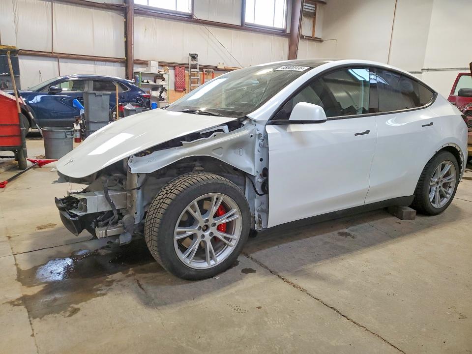 45500936 :رقم المزاد ، 7SAYGDEF8NF382437 vin ، 2022 Tesla Model Y مزاد بيع