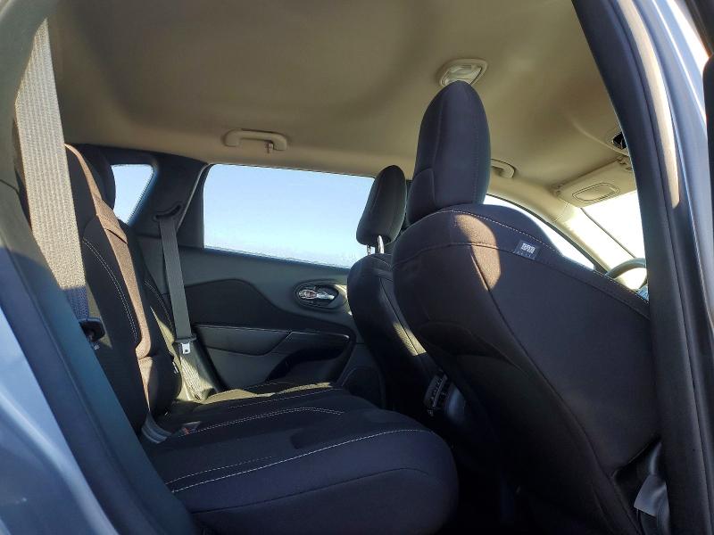 78716065 :رقم المزاد ، 1C4PJMCS9GW173832 vin ، 2016 Jeep Cherokee مزاد بيع