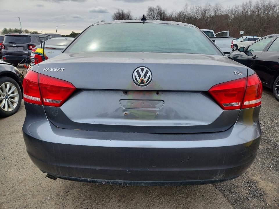 46297526 :رقم المزاد ، 1VWAT7A36FC059846 vin ، 2015 Volkswagen Passat مزاد بيع