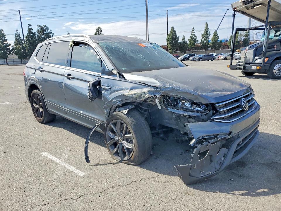 79919345 :رقم المزاد ، 3VV3B7AX0NM119636 vin ، 2022 Volkswagen Tiguan مزاد بيع
