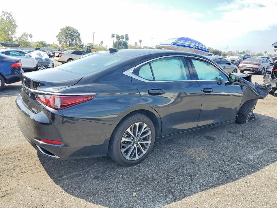 Продажа на аукционе авто 2024 Lexus Es 350, vin: 58ACZ1B11RU183014, номер лота: 79845275