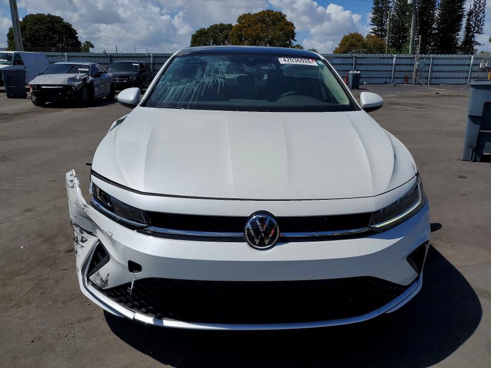 2025 Volkswagen Jetta მანქანა იყიდება აუქციონზე, vin: 3VW7X7BU8SM104817, აუქციონის ნომერი: 42036926