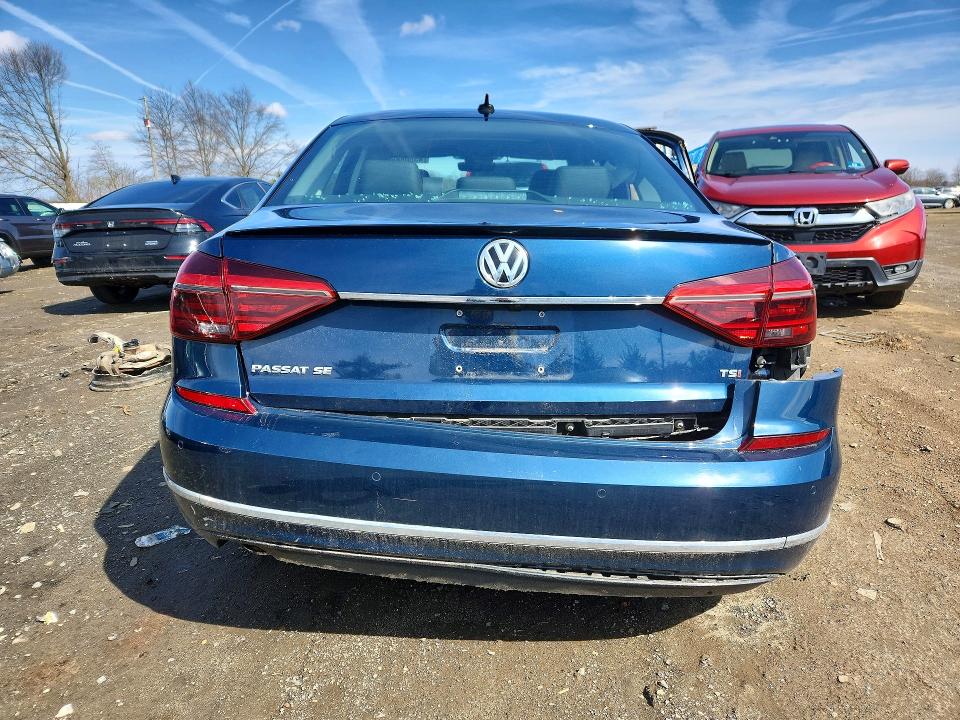 Продажа на аукционе авто 2018 Volkswagen Passat, vin: 1VWBA7A3XJC027629, номер лота: 45808856
