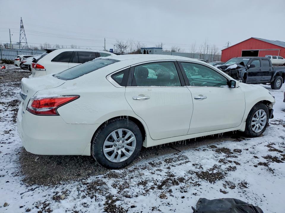 2014 Nissan Altima მანქანა იყიდება აუქციონზე, vin: 1N4AL3AP2EN241342, აუქციონის ნომერი: 41686816