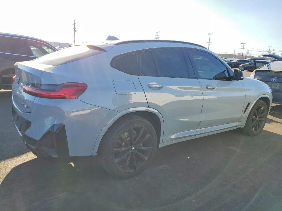 78726685 :رقم المزاد ، 5UX33DT06P9S04894 vin ، 2023 Bmw X4 مزاد بيع