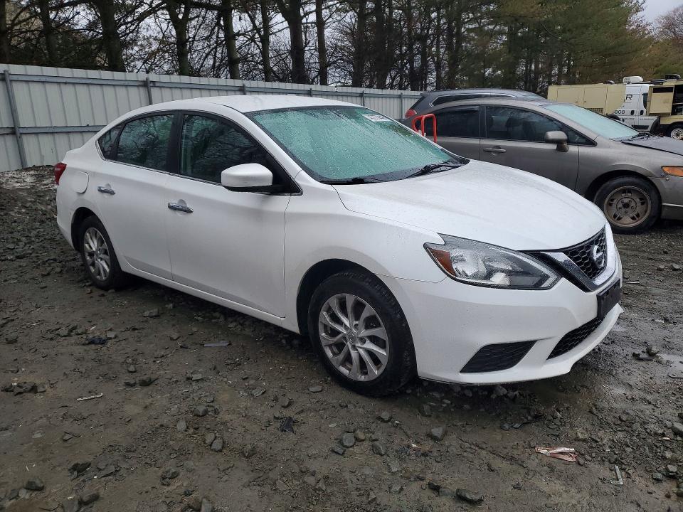 2018 Nissan Sentra მანქანა იყიდება აუქციონზე, vin: 3N1AB7APXJY304787, აუქციონის ნომერი: 45770446