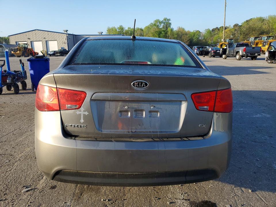 47863706 :رقم المزاد ، KNAFU4A23A5287261 vin ، 2010 Kia Forte مزاد بيع