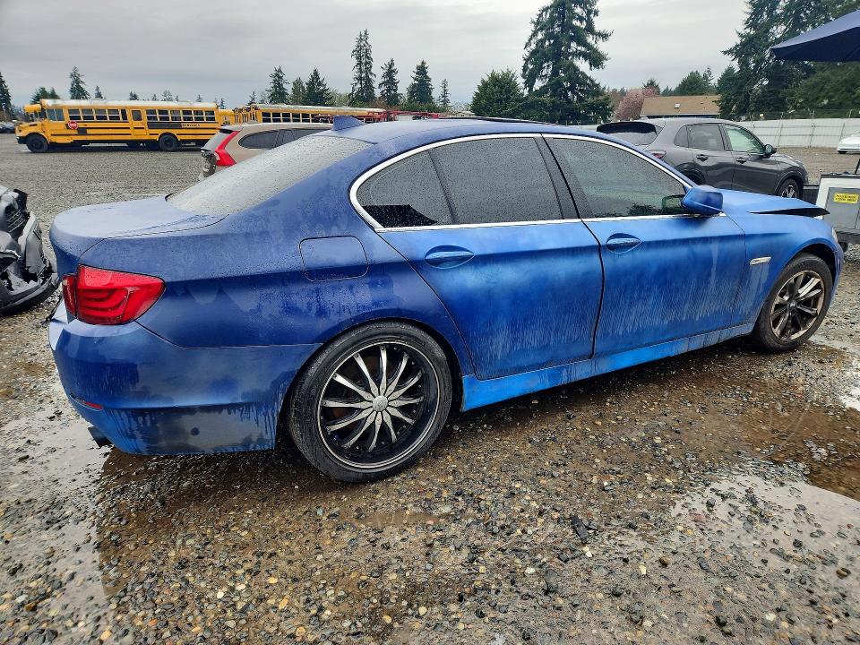 45647996 :رقم المزاد ، WBAFR7C54CC815379 vin ، 2012 Bmw 535 مزاد بيع