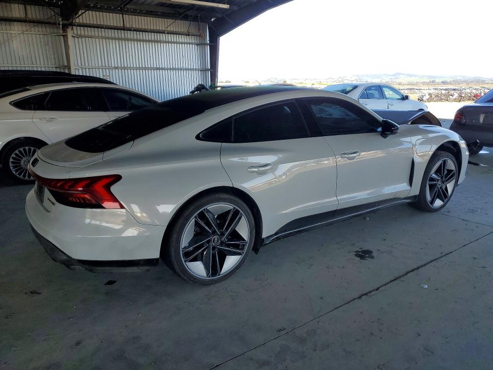 2024 Audi Rs E-tron Gt მანქანა იყიდება აუქციონზე, vin: WAUBHBFW0R7901881, აუქციონის ნომერი: 41752326