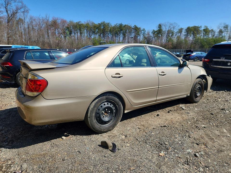 46523166 :رقم المزاد ، 4T1BE32K55U544290 vin ، 2005 Toyota Camry مزاد بيع