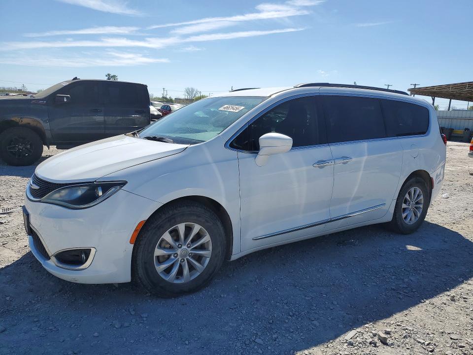 Продажа на аукционе авто 2017 Chrysler Pacifica, vin: 2C4RC1BG1HR523446, номер лота: 46626456