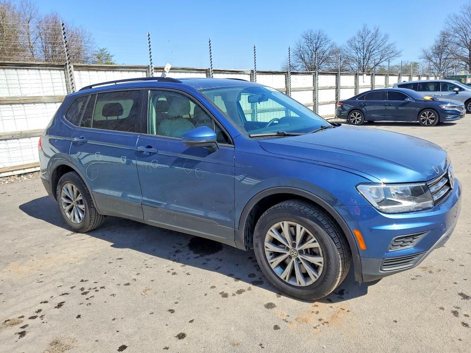 41593876 :رقم المزاد ، 3VV1B7AX5LM070454 vin ، 2020 Volkswagen Tiguan مزاد بيع