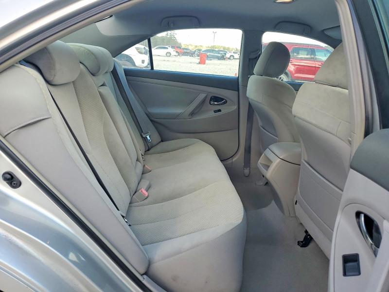 79606555 :رقم المزاد ، 4T1BE46KX7U643237 vin ، 2007 Toyota Camry مزاد بيع