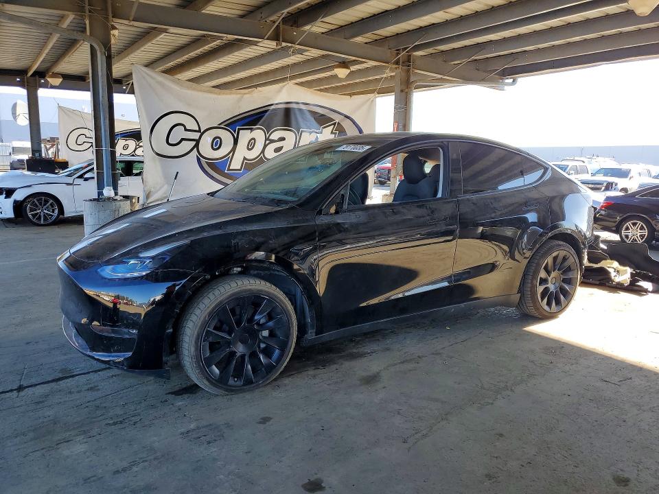 2024 Tesla Model Y მანქანა იყიდება აუქციონზე, vin: 7SAYGDEE1RF002366, აუქციონის ნომერი: 78170035