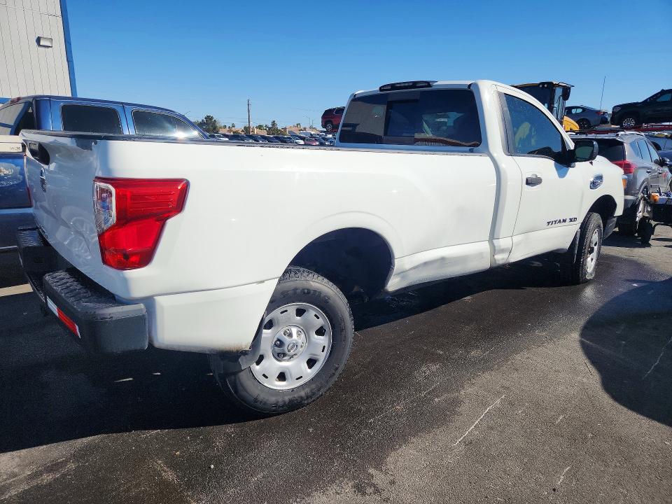 45545356 :رقم المزاد ، 1N6AA1R96HN568533 vin ، 2017 Nissan Titan Xd مزاد بيع