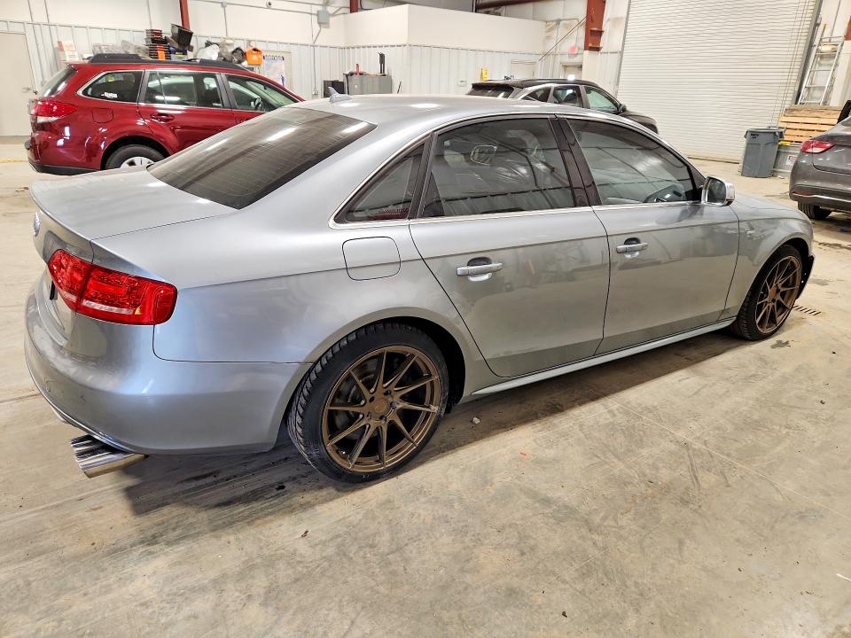 47681516 :رقم المزاد ، WAUKGBFL7BA081994 vin ، 2011 Audi S4 مزاد بيع