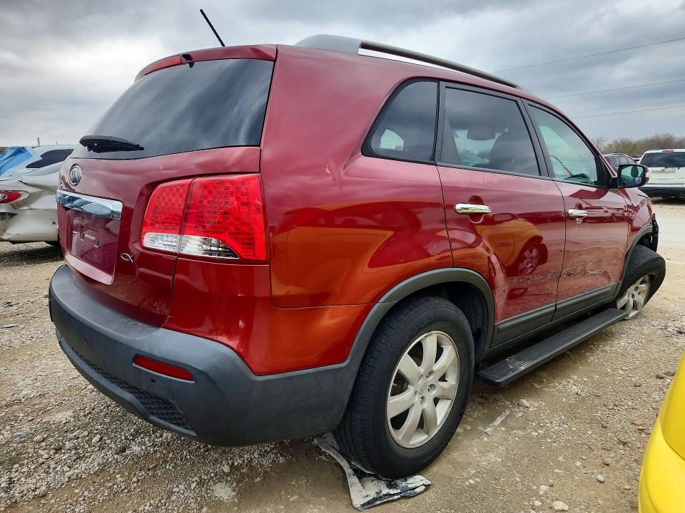 45463396 :رقم المزاد ، 5XYKT3A18BG088141 vin ، 2011 Kia Sorento مزاد بيع