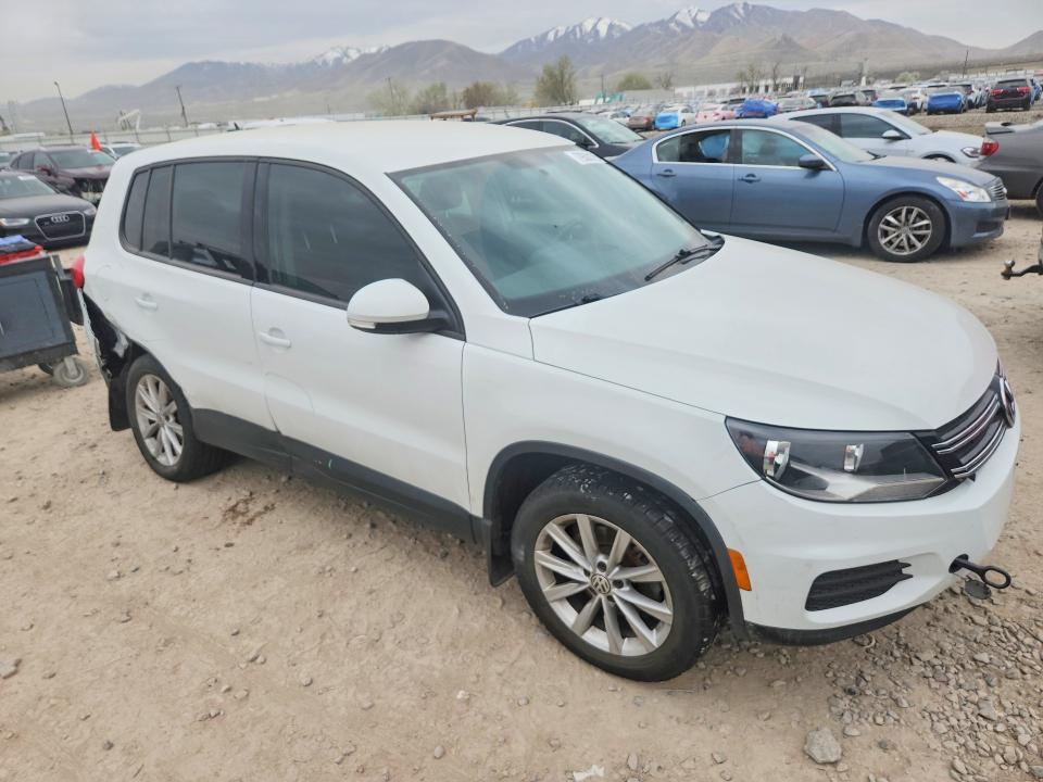 79308175 :رقم المزاد ، WVGBV7AX7HK046399 vin ، 2017 Volkswagen Tiguan مزاد بيع