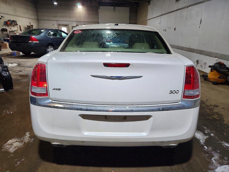 79639805 :رقم المزاد ، 2C3CCARG1EH308800 vin ، 2014 Chrysler 300 مزاد بيع