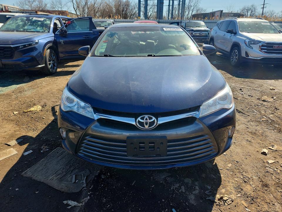 Aukcja sprzedaży 2016 Toyota Camry, vin: 4T4BF1FK2GR562685, numer aukcji: 46952646