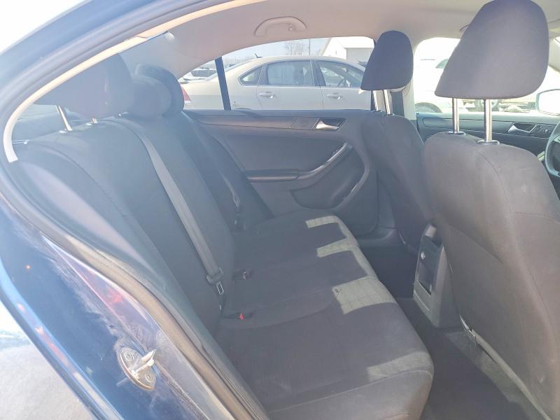 2016 Volkswagen Jetta მანქანა იყიდება აუქციონზე, vin: 3VW267AJ7GM354903, აუქციონის ნომერი: 47617236