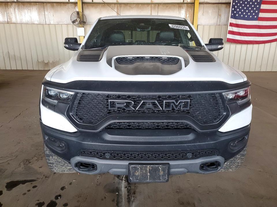 42060226 :رقم المزاد ، 1C6SRFU96NN264142 vin ، 2022 Ram 1500 مزاد بيع
