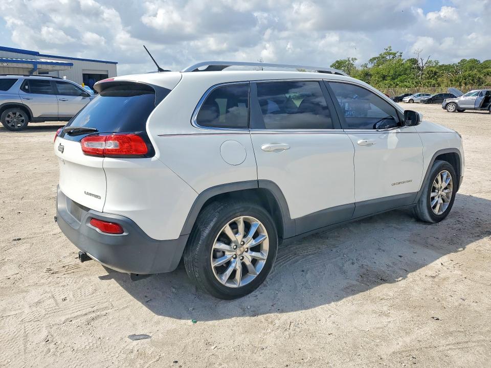 45879536 :رقم المزاد ، 1C4PJLDB8FW506917 vin ، 2015 Jeep Cherokee مزاد بيع
