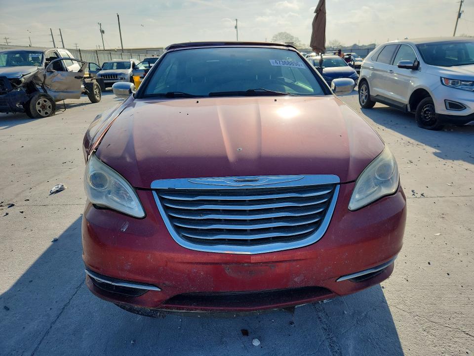 47368896 :رقم المزاد ، 1C3BCBFGXCN233542 vin ، 2012 Chrysler 200 مزاد بيع