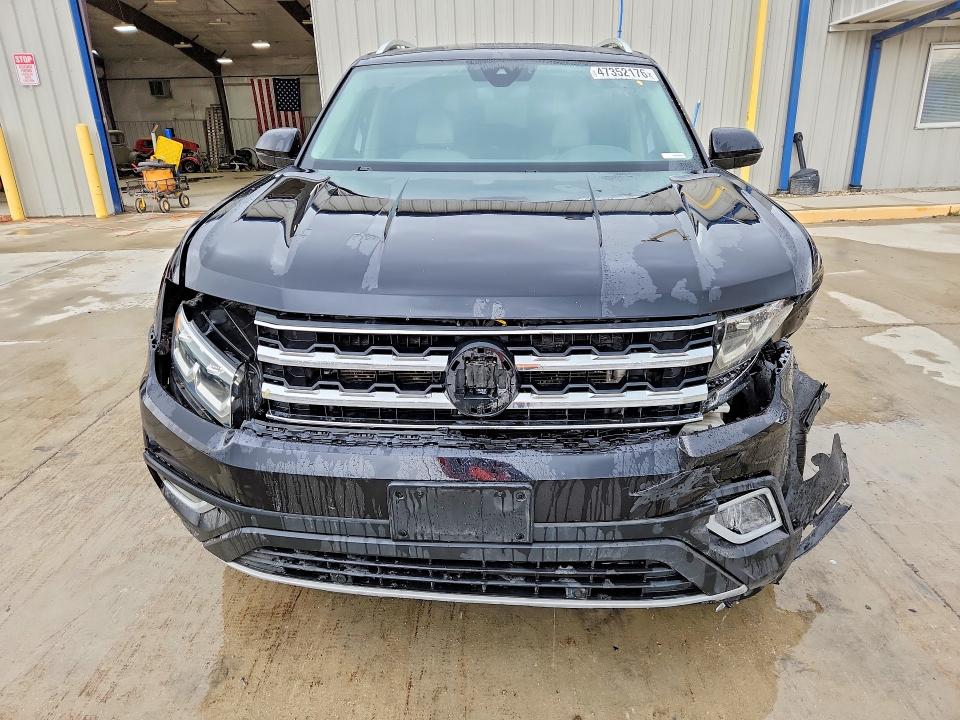47352176 :رقم المزاد ، 1V2MR2CA4KC521228 vin ، 2019 Volkswagen Atlas مزاد بيع