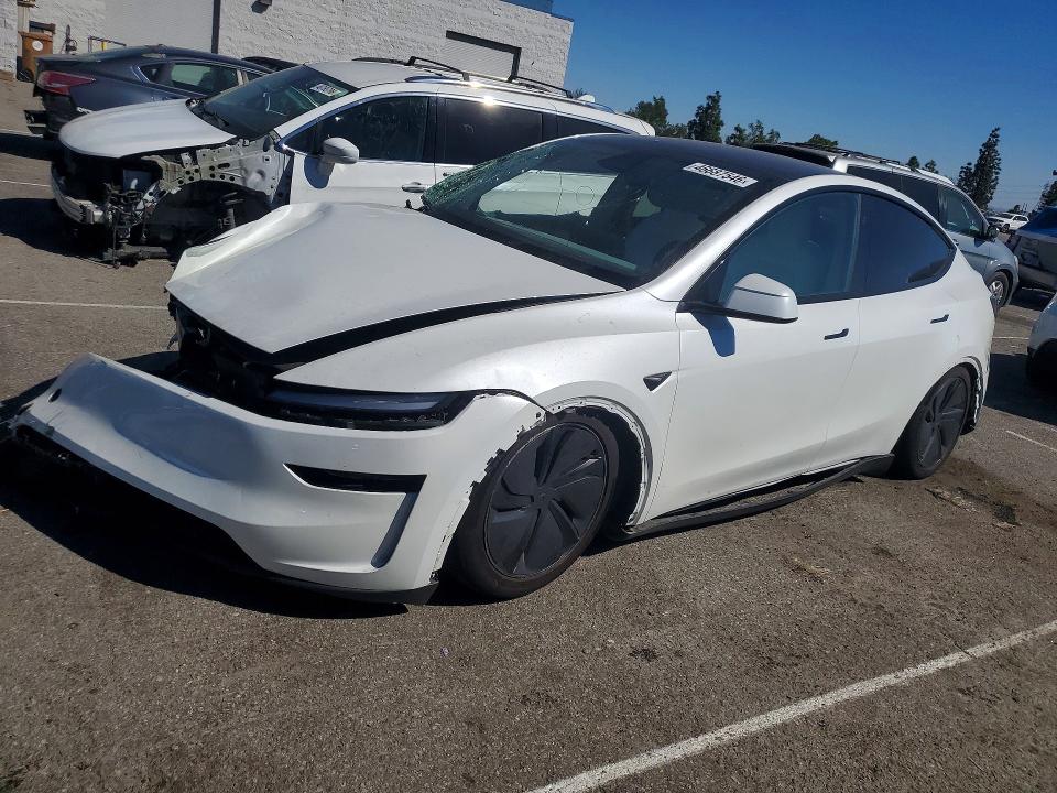Продажа на аукционе авто 2026 Tesla Model Y, vin: 7SAYGDED7TF455728, номер лота: 46687546