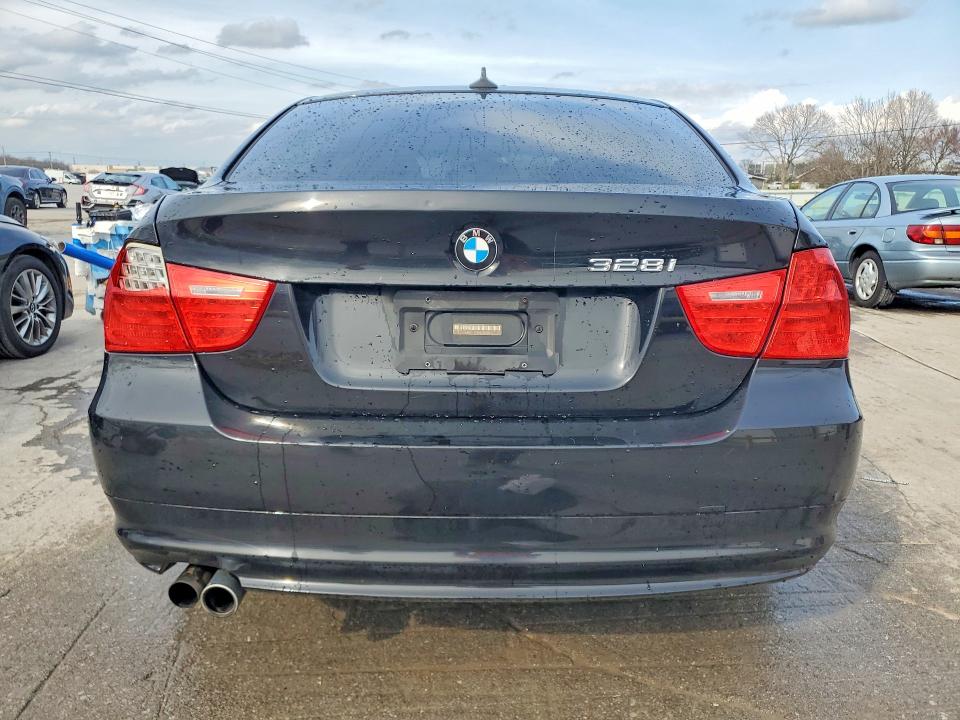 Продаж на аукціоні авто 2011 Bmw 328, vin: WBAPH7C55BE681654, номер лоту: 45615586
