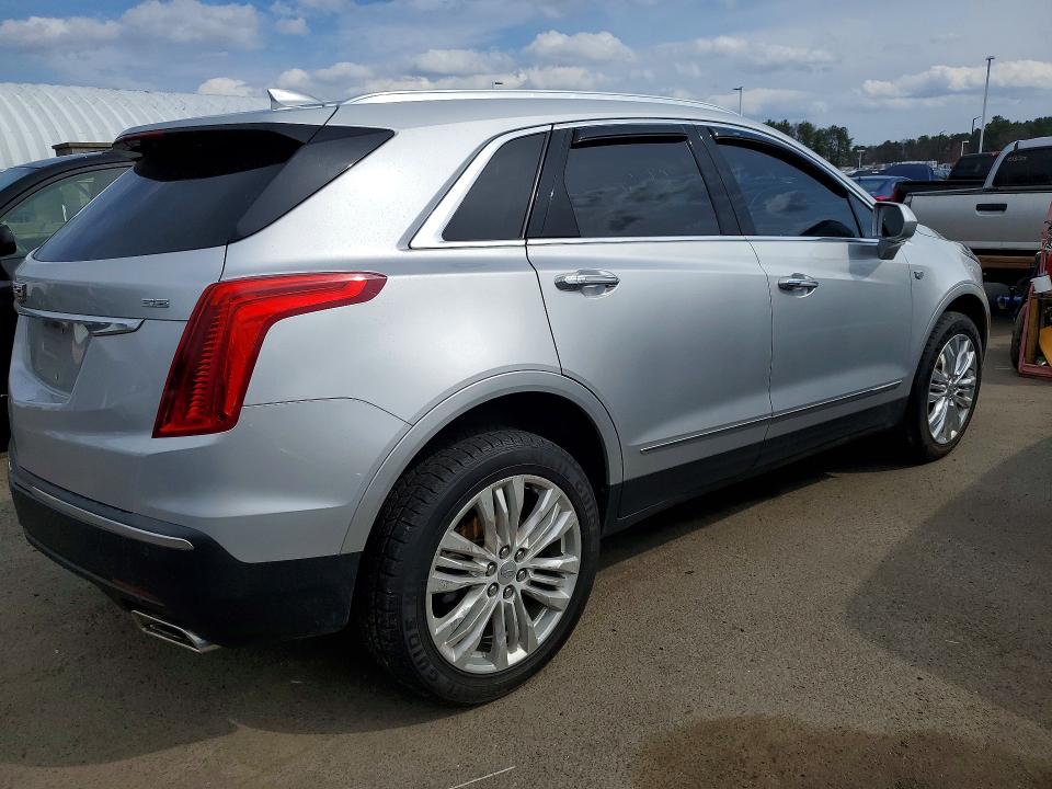 47771516 :رقم المزاد ، 1GYKNFRS0JZ141207 vin ، 2018 Cadillac Xt5 مزاد بيع