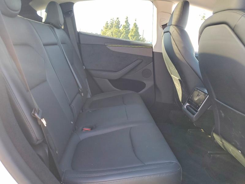 46662866 :رقم المزاد ، 7SAYGDEE4TF374324 vin ، 2026 Tesla Model Y مزاد بيع