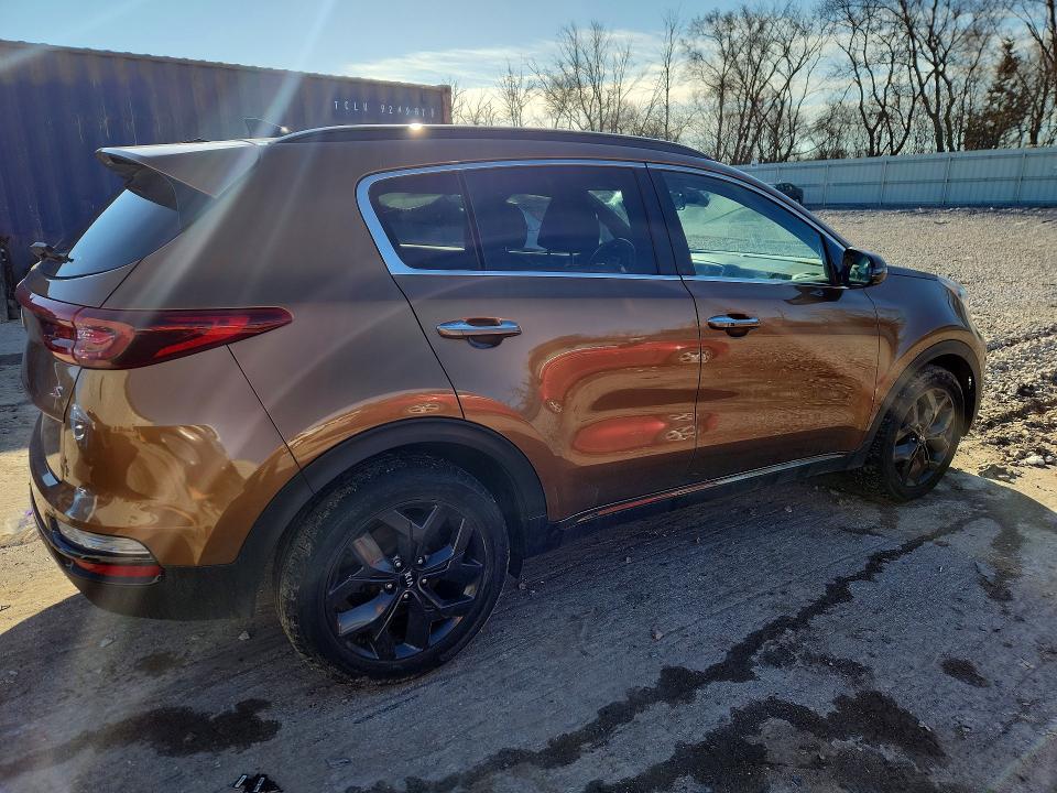 79733105 :رقم المزاد ، KNDP63AC7L7652018 vin ، 2020 Kia Sportage مزاد بيع