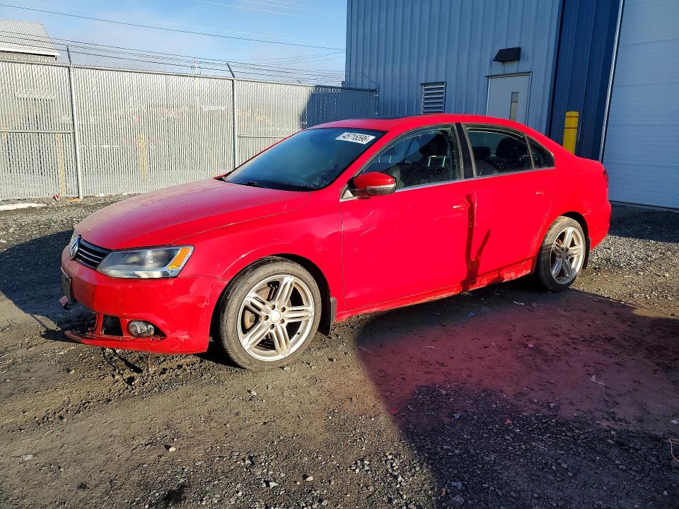 45716596 :رقم المزاد ، 3VWLL7AJ3EM351605 vin ، 2014 Volkswagen Jetta مزاد بيع