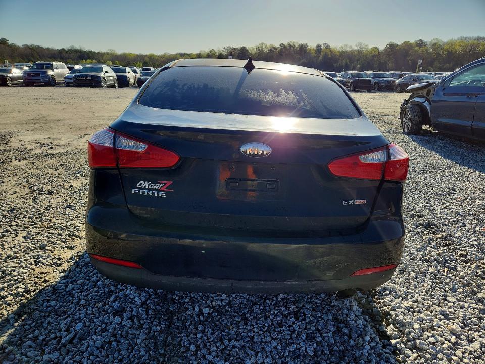 Продаж на аукціоні авто 2014 Kia Forte, vin: KNAFX4A83E5077728, номер лоту: 46127056