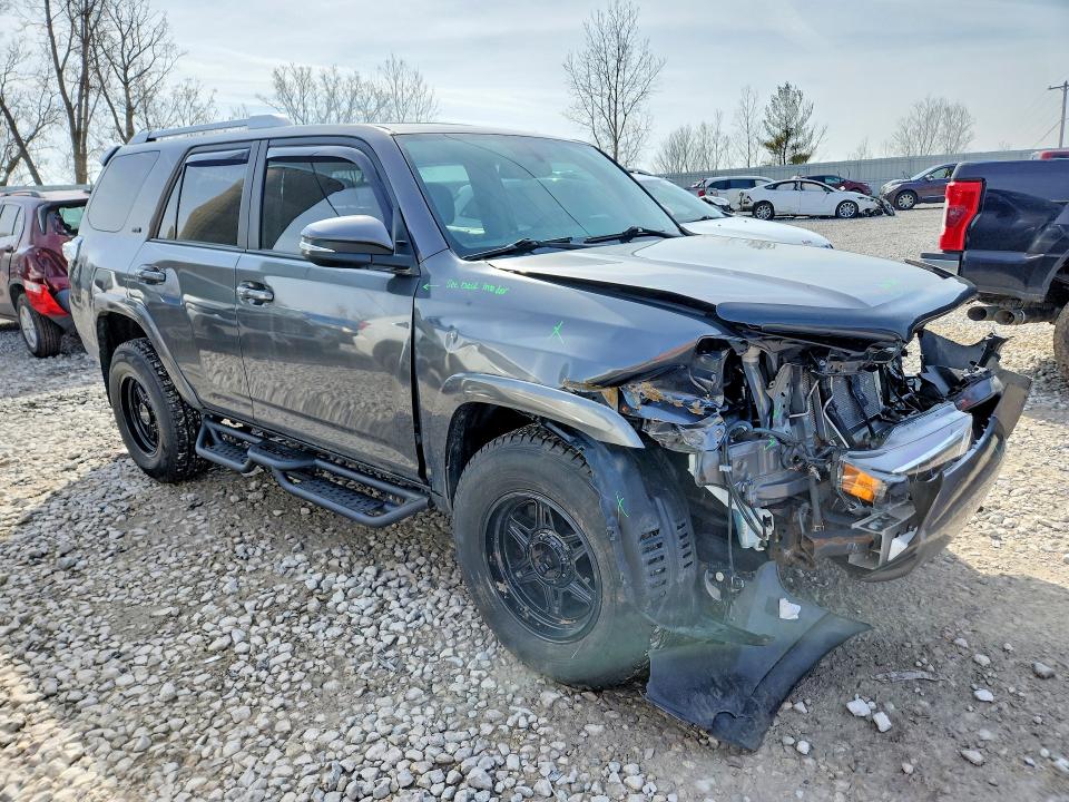 46655216 :رقم المزاد ، JTEBU5JR2F5266280 vin ، 2015 Toyota 4runner مزاد بيع