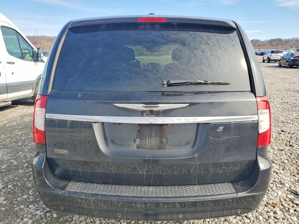 46003596 :رقم المزاد ، 2C4RC1HG6FR526380 vin ، 2015 Chrysler Town & Country مزاد بيع