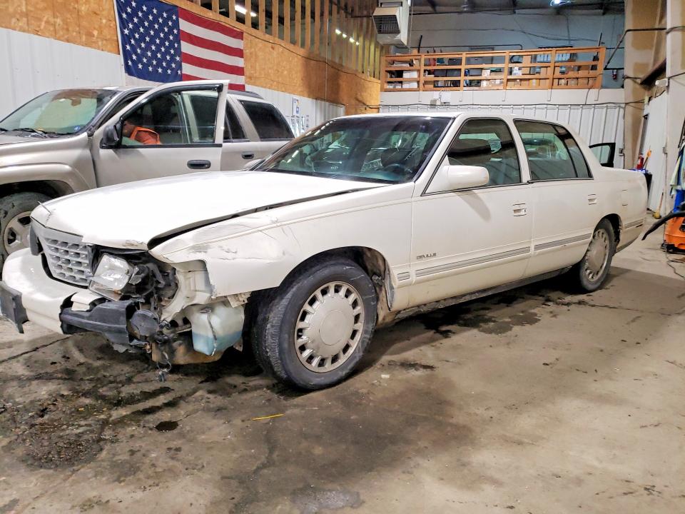 41994626 :رقم المزاد ، 1G6KD54Y8WU775421 vin ، 1998 Cadillac Deville مزاد بيع