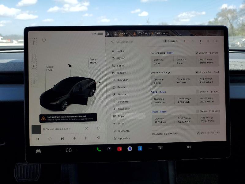 Продаж на аукціоні авто 2025 Tesla Model 3, vin: 5YJ3E1EB3SF911586, номер лоту: 41609526